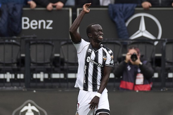 Awer Mabil, traspasado al Melbourne City