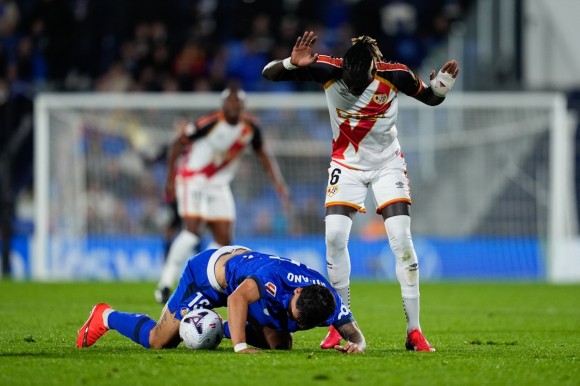 Pathé Ciss podrá jugar el Rayo Vallecano-Elche CF