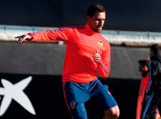Paco Alcácer apura sus escasas opciones de estar en la vuelta de Copa del Rey