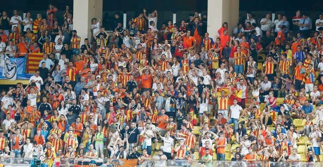 La Agrupación de Peñas organiza un viaje para acompañar al equipo en el Camp Nou
