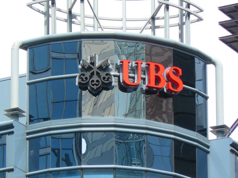 La CNMV impone una sanción de medio millón de euros a UBS