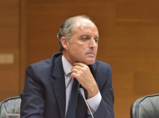 PSPV, Compromís, Podemos y Cs exigen a Camps que deje el CJC y el PP pide dejar actuar a la justicia