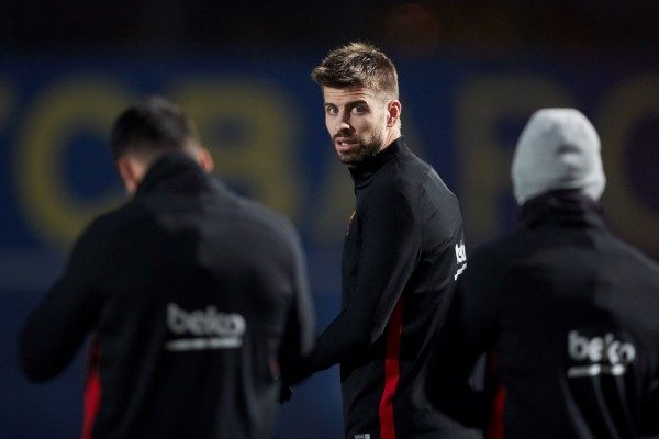 Piqué entra en la convocatoria para Mestalla