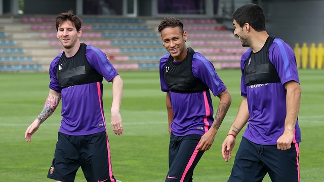 Messi vuelve a ejercitarse con el grupo