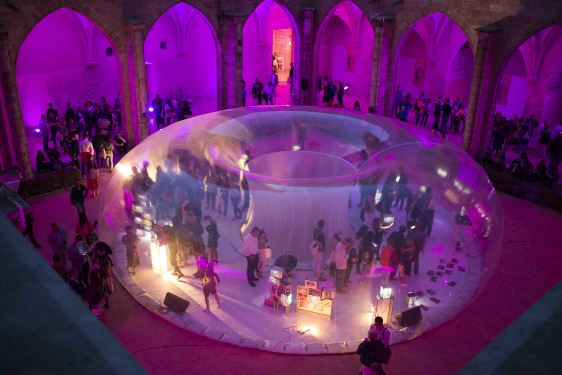 La noche del Día de los Museos en el IVAM y el Centre del Carme (Fotos: ESTRELLA JOVER)