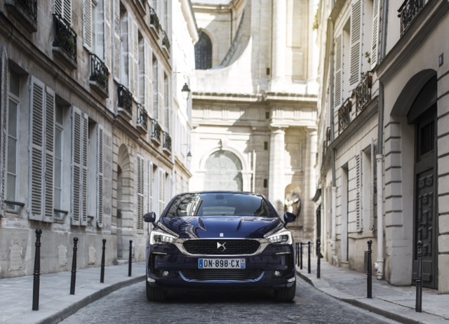 DS Connect NAV, un nuevo paso hacia el futuro con el DS 5