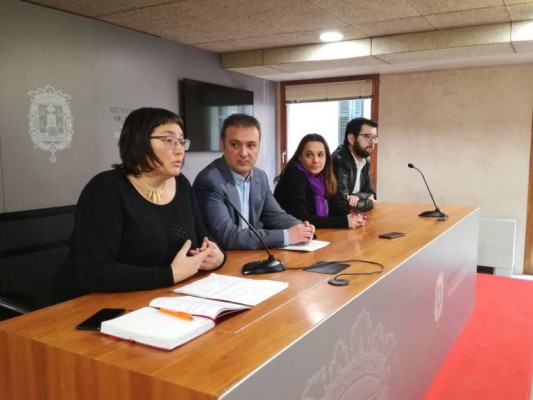 Compromís reta a PSOE y Podemos a pedir el fin del plan de ajuste de Alicante en el Congreso