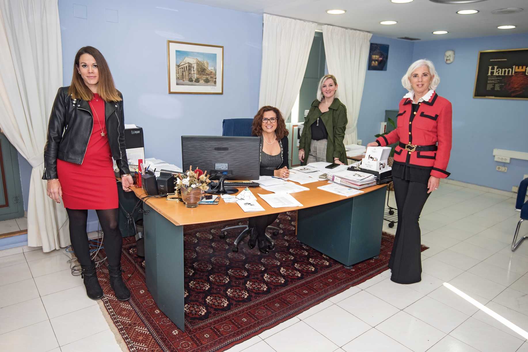 Principal: El teatro de 
las mujeres