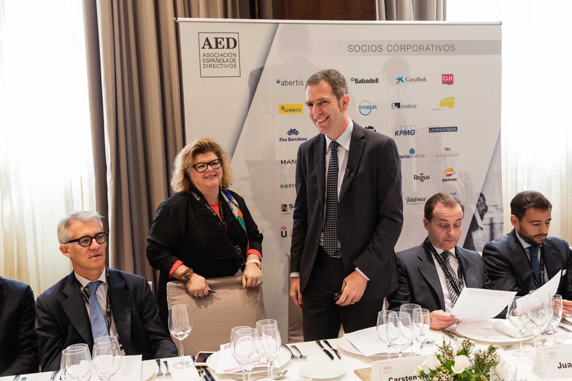 Almuerzo-coloquio de la AED con Carsten Hoffmann, director general de Lufthansa en España