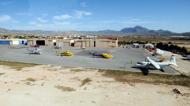 El fundador de Inaer busca inversores extranjeros para ampliar su escuela de pilotos en Mutxamel