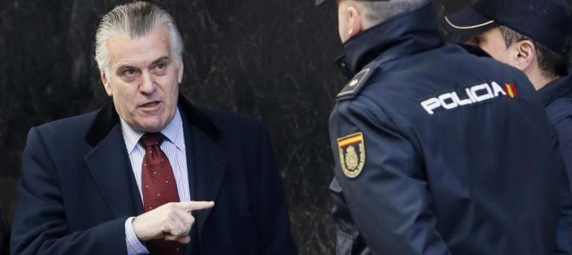 Bárcenas, citado a declarar como testigo este martes en el juicio por la caja 'b' del PP valenciano