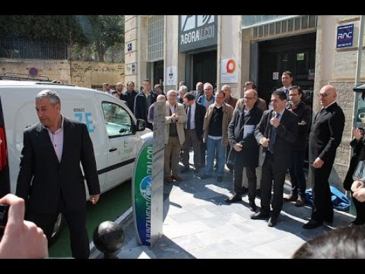 Alcoy pasa su examen como 'smart city' ante la ex ministra Cristina Garmendia