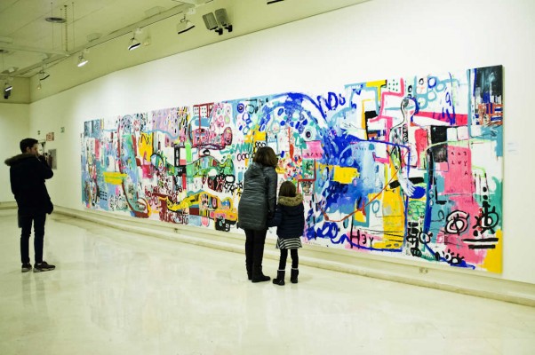 Mayor 181, un interesante y seductor diálogo entre pintura y fotografía sobre el 'yo' y la sociedad de hoy