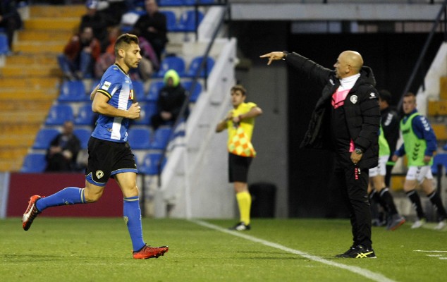 Samuel se perderá el partido ante el Deportivo Aragón por sanción