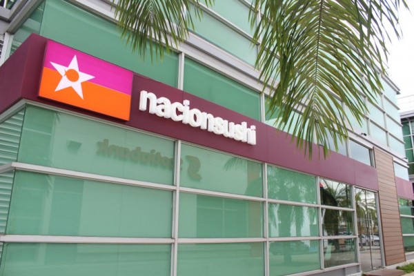 Nación Sushi, la cadena de comida asiática que llega de Panamá a València