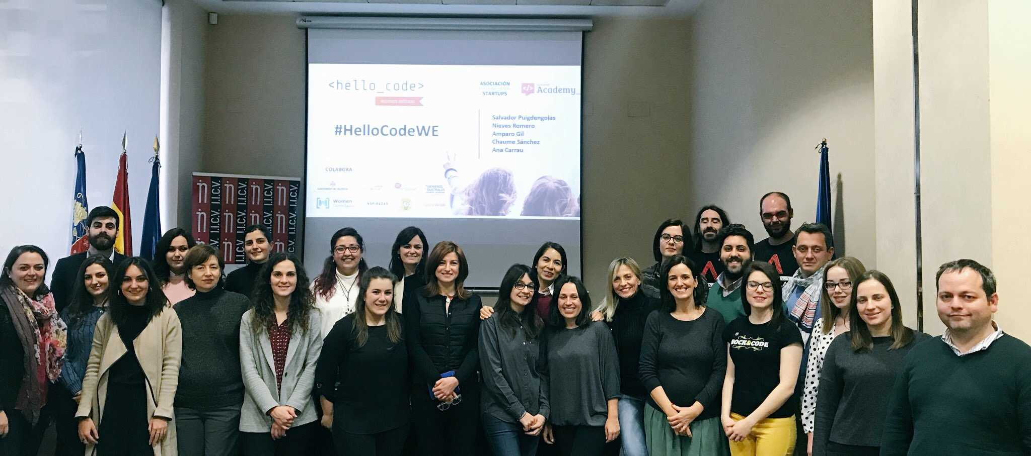 'Hello Code Women Edition' reúne a más de 50 mujeres para impulsar su presencia en el sector tecnológico