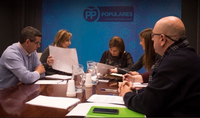 Bonig insta a Puig a dar 