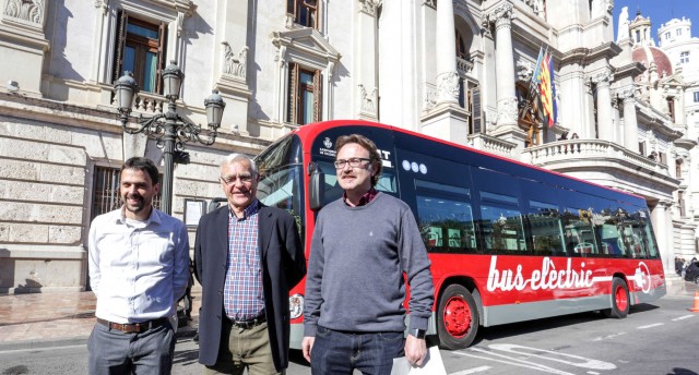 La EMT está de estreno: llegan los autobuses eléctricos