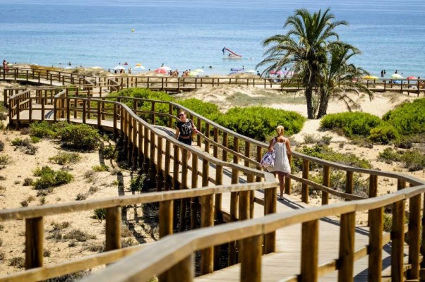 Àgora exige más ambición a Visitelche: los datos turísticos son buenos pero hay que aspirar a más