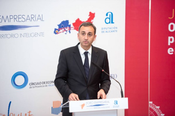 César Sánchez aboga por una colaboración público-privada para generar sinergias con China 