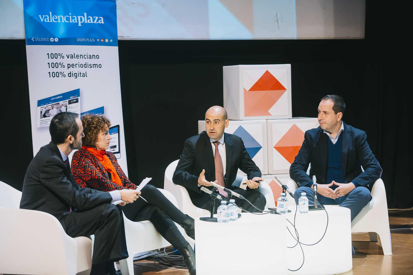 Debate Industria 4.0 en la Setmana de l’Economía d’Alzira (Fotos: KIKE TABERNER)