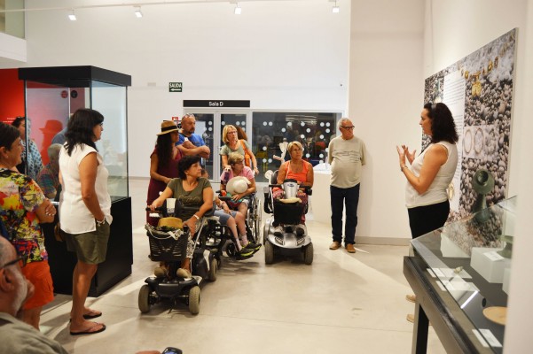 La AVT y Predif crean 10 manuales para mejorar la accesibilidad en el sector turístico
