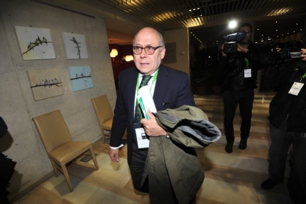 Juan Carlos Ollero presenta su dimisión como presidente del Betis