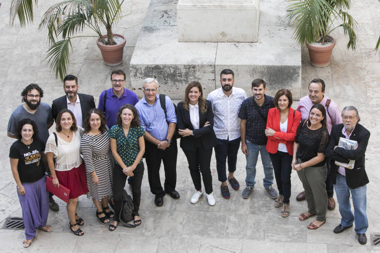 El Govern de la Nau formado por Compromís, PSPV y València en Comú. Foto: EVA MÁÑEZ - 