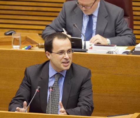 El PSPV logra situar a Julián López como portavoz de Hacienda en el Congreso