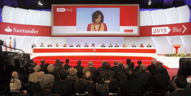 Consejeros al rescate del Banco Santander: Álvarez y Fernández, los últimos en comprar