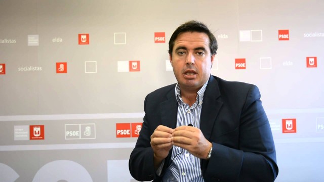 El PSPV-PSOE pide al Gobierno trenes AVE 