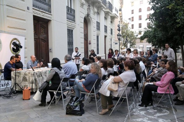 Llibreries: Eixos llocs on es fa de tot excepte vendre llibres