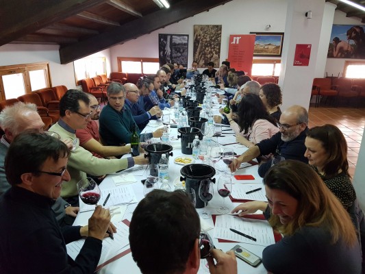 Utiel-Requena celebra la IV Jornada de
Enólogos de la Denominación de Origen