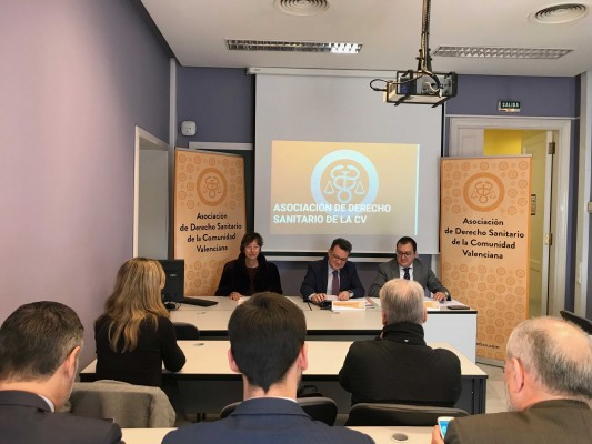 La Asociación de Derecho Sanitario prepara cursos para alertar del intrusismo entre los profesionales

