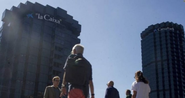 El traslado de las sedes de Sabadell y CaixaBank 