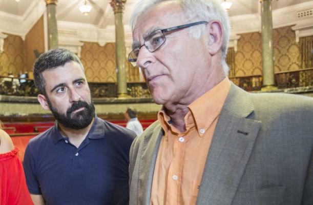 El pleno de València rectifica a Ribó e insta a sus abogados a personarse en el juicio de Viveros