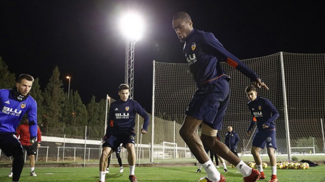 Kondogbia se prueba a tres días del duelo ante la Real Sociedad