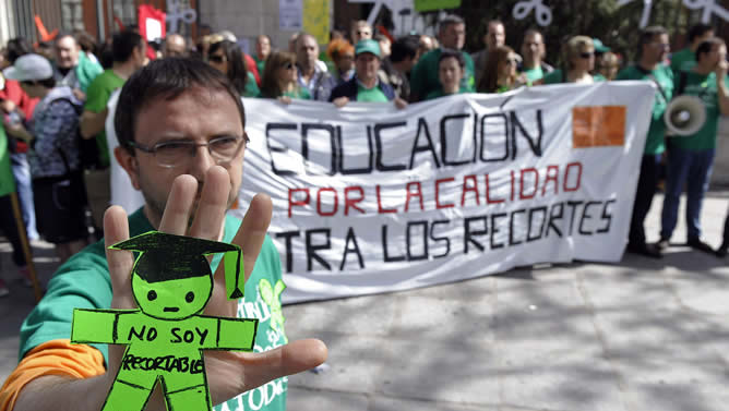El Tribunal Supremo anula el decreto de 2012 de Educación por aprobarlo sin pasar por la Mesa