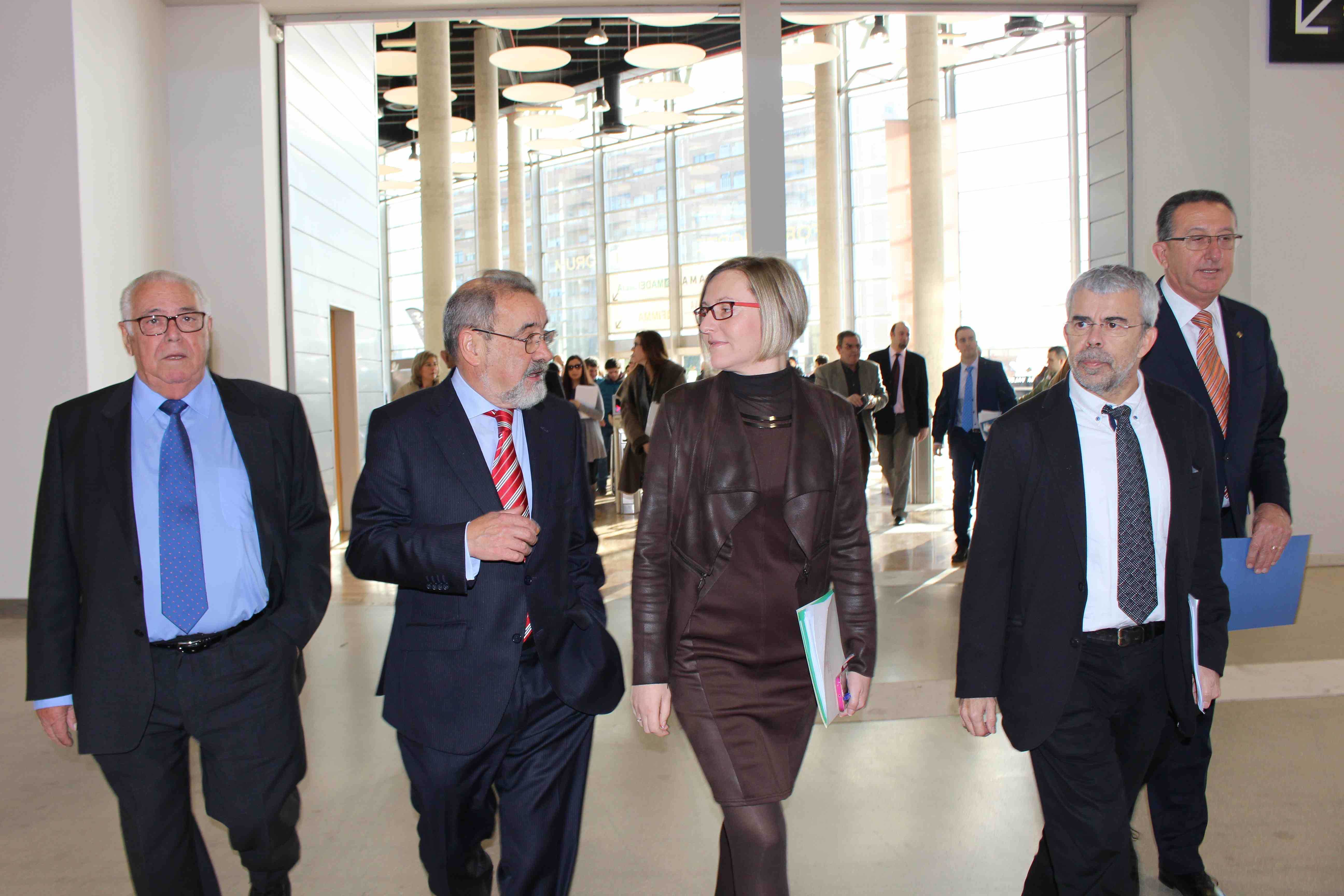 Salvador anuncia la próxima convocatoria de ayudas de 12 millones de euros para la rehabilitación de edificios 