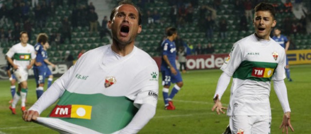 El Elche quiere abrir hueco en Ontinyent ante otro rival directo