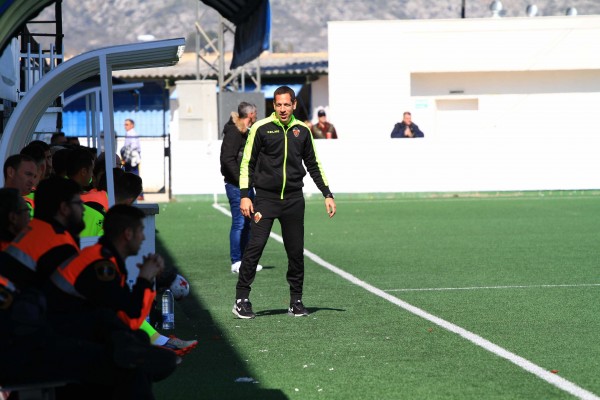 Acciari dirige al equipo desde el banquillo en una derrota que Josico califica como 