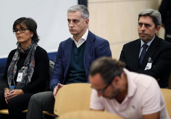 La Policía confirma la financiación del PPCV con pagos en B de empresarios