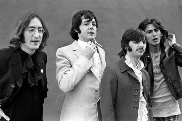 La Movida Valenciana impulsa un 'revival' de los Beatles más allá de la música  