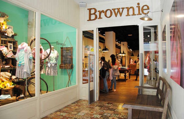 La firma de moda juvenil Brownie aterriza en Alicante con un 'corner' en El Corte Inglés