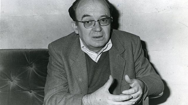 El Centre del Carme reúne la palabra poética de Miguel Hernández y Estellés en una exposición