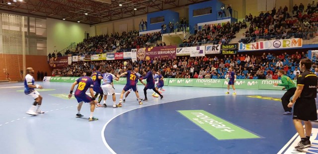 El Barça arrolla al Benidorm tras el descanso