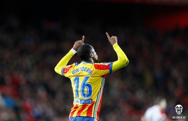 El Valencia completa dos tercios de la Liga al ritmo de 'puestos Champions'
