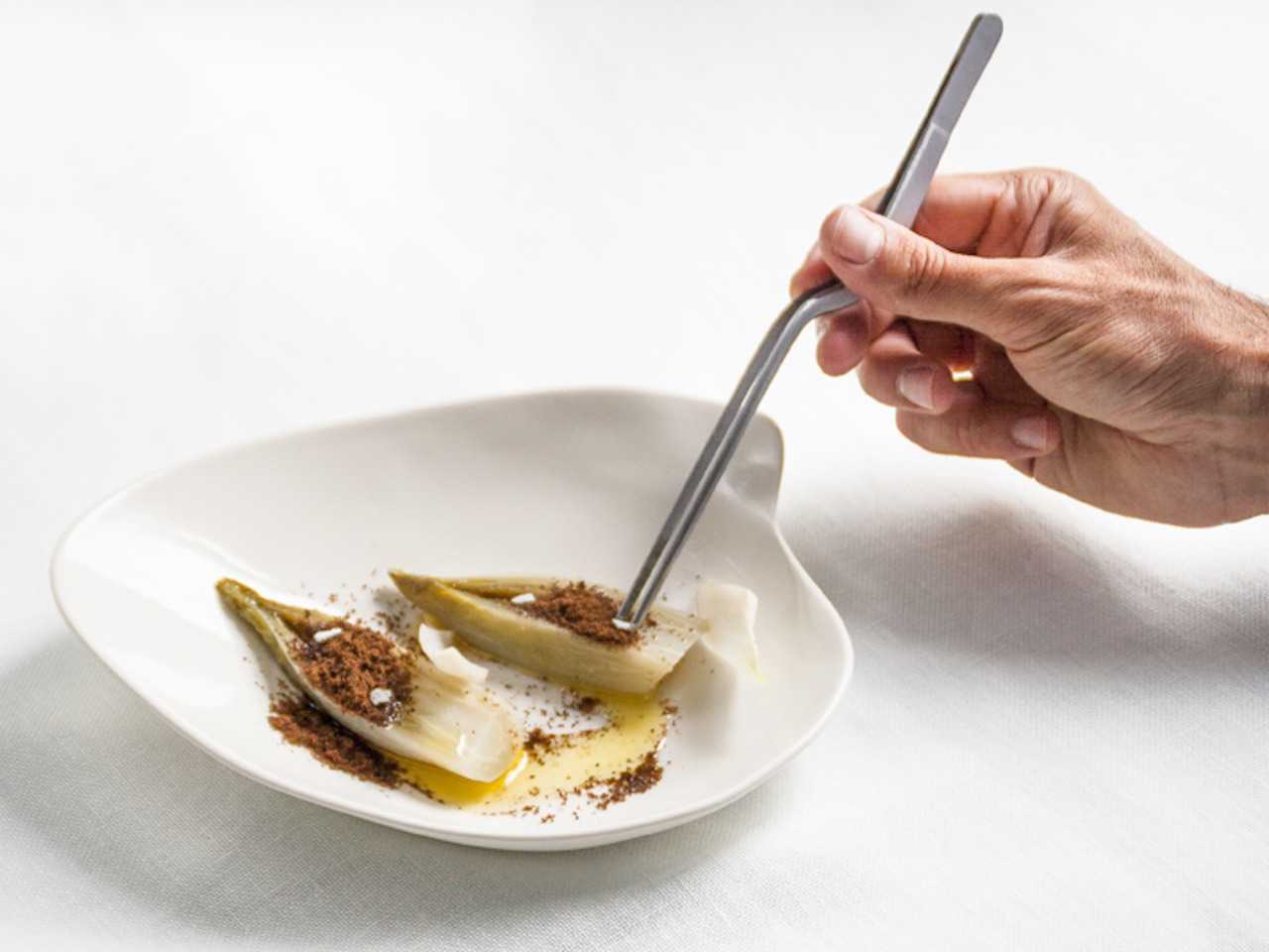 Así es la vajilla moldeada a partir de partes del cuerpo (Fotos: Susana Gutiérrez)