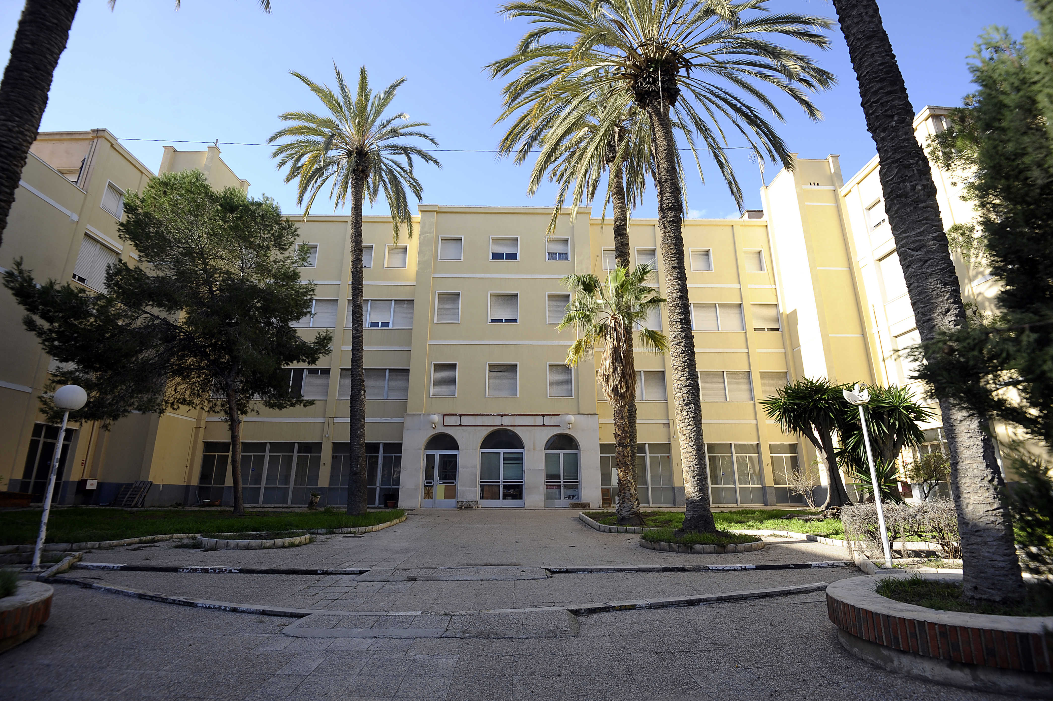 El olvido del catálogo del PSOE: el pleno conminó a proteger el Asilo de Benalúa en 2013