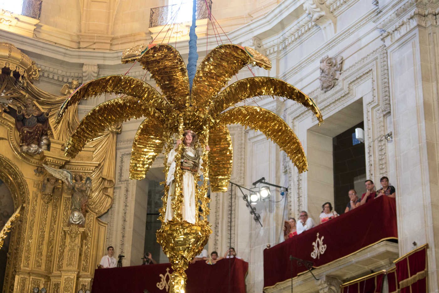 Representación del Misteri d'Elx (fotos PEPE OLIVARES)